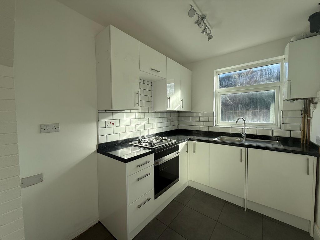 Property photo 2 of 7 Image