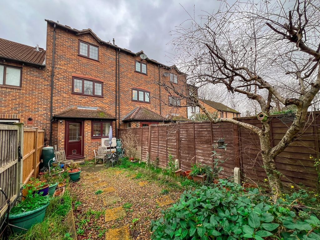 Property photo 2 of 13