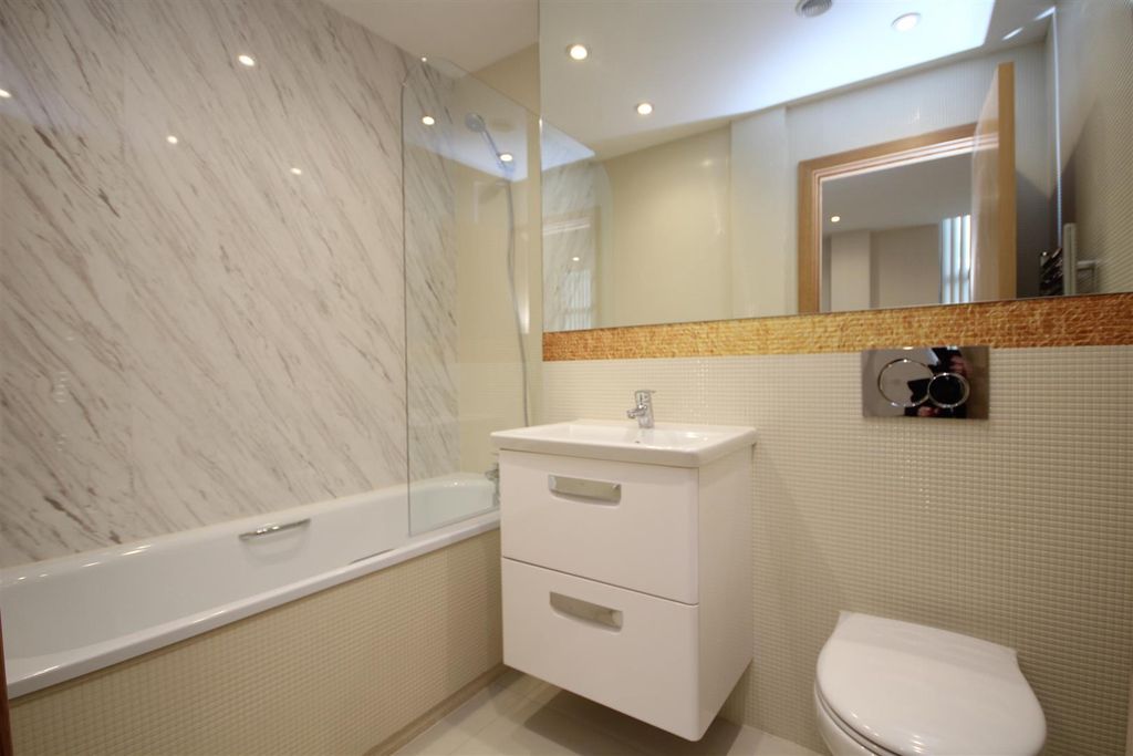 Property photo 3 of 14 108 c.Jpg