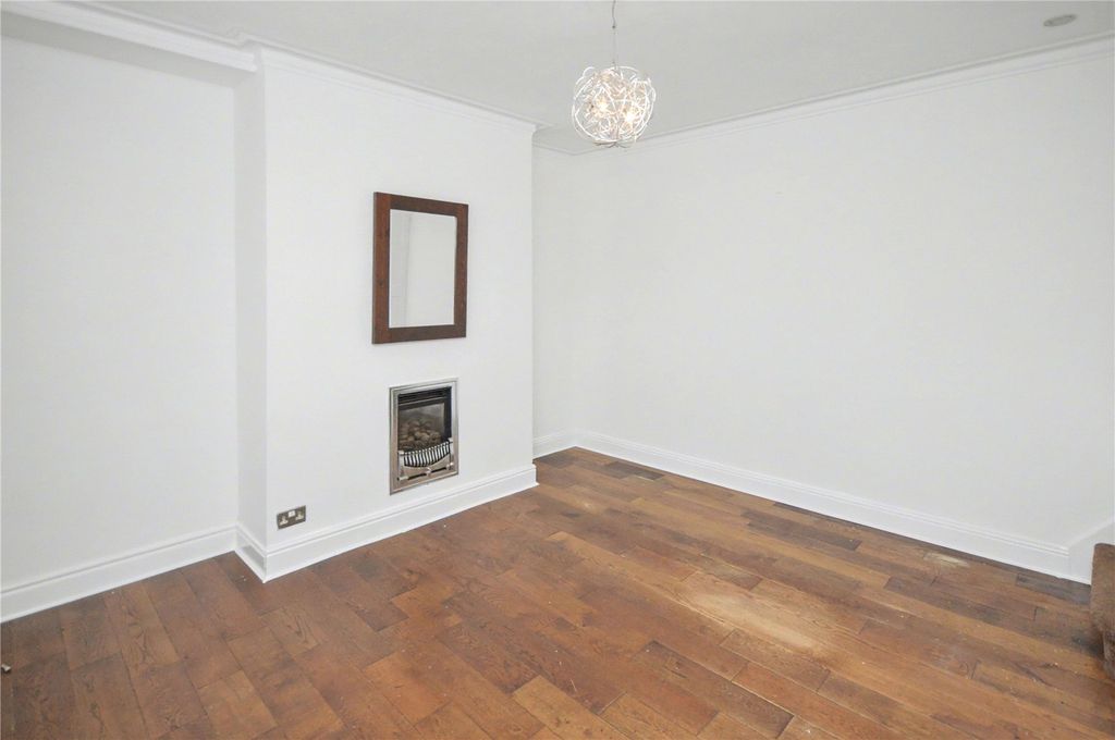 Property photo 2 of 10 Picture 2