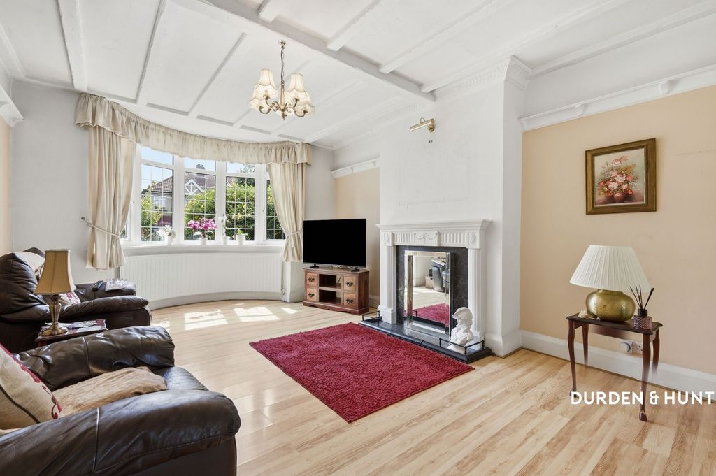Property photo 2 of 15