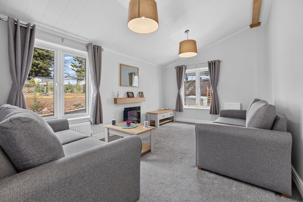 Property photo 2 of 10 Img_2855