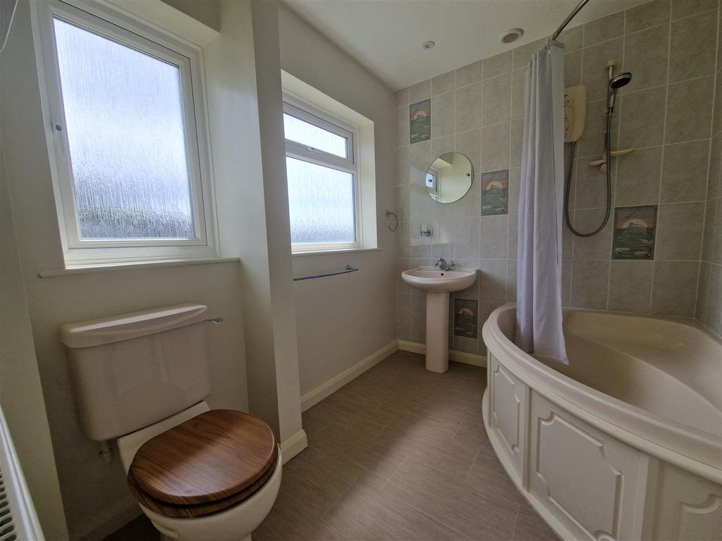 Property photo 3 of 11 20230706_111358.Jpg