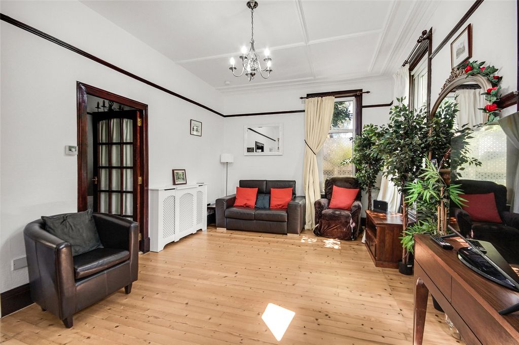Property photo 2 of 14 Picture No. 29