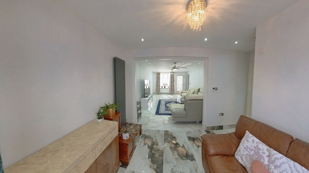 Additional image 5 of 5 bed end terrace house for saleMarlborough Road, Dagenham RM8