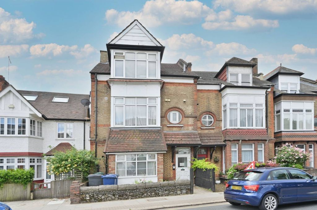 Property photo 2 of 5