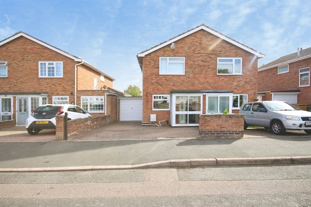 Property photo 1 of 15