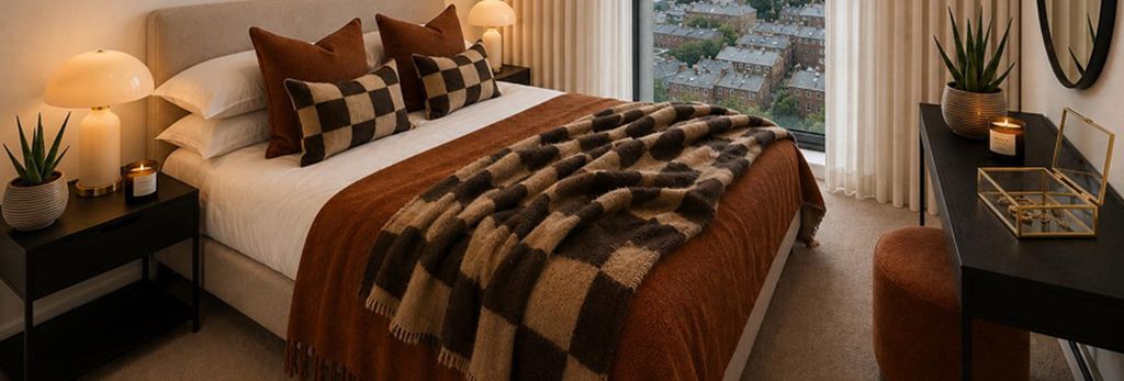 Property photo 3 of 4 An Interior Bedroom Image From Woodberry Down