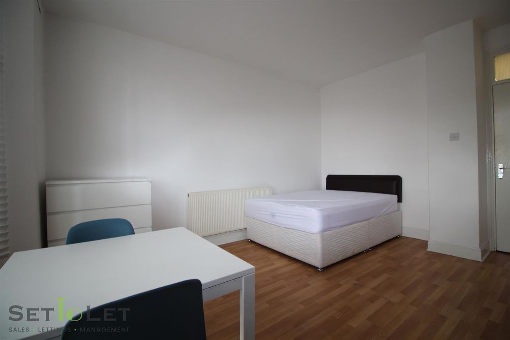 Property photo 2 of 8 Img_0084.Jpg