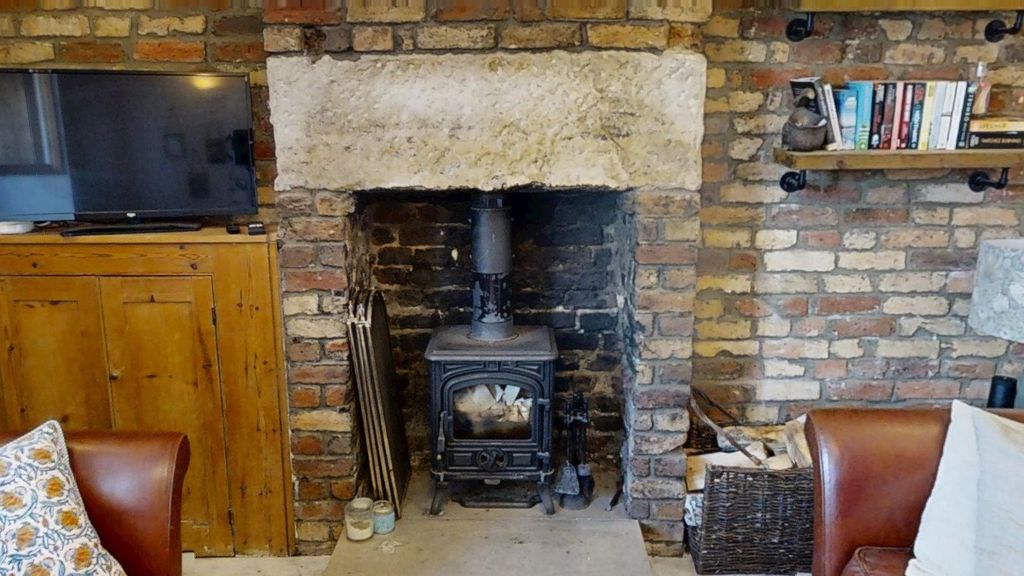Property photo 3 of 18 Weston-Street-Portland-Dorset-UK-08142026_113022