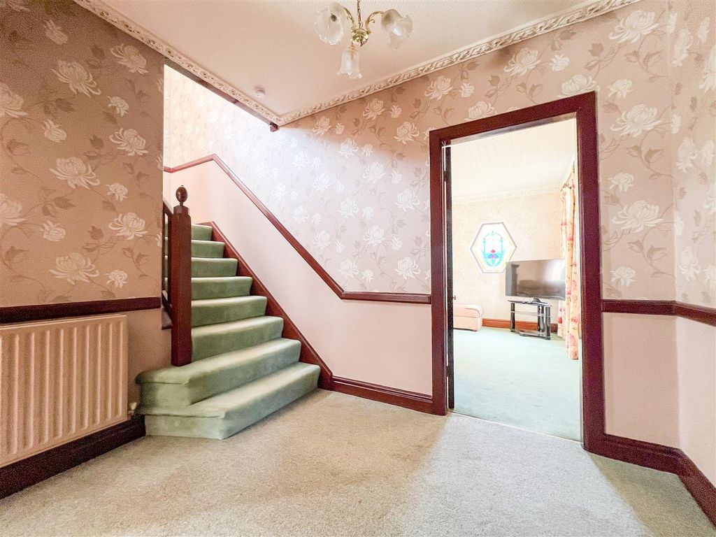 Property photo 3 of 38 Hallway