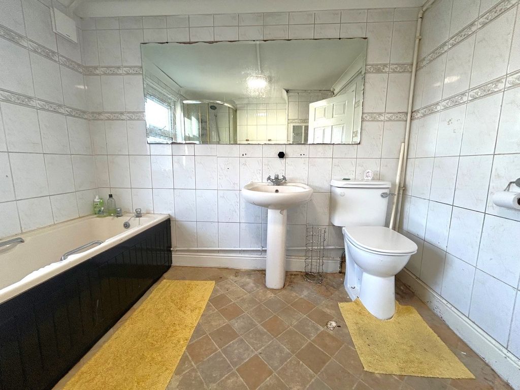 Additional image 18 of 4 bed terraced house for saleVere Street, Barry, Barry CF63