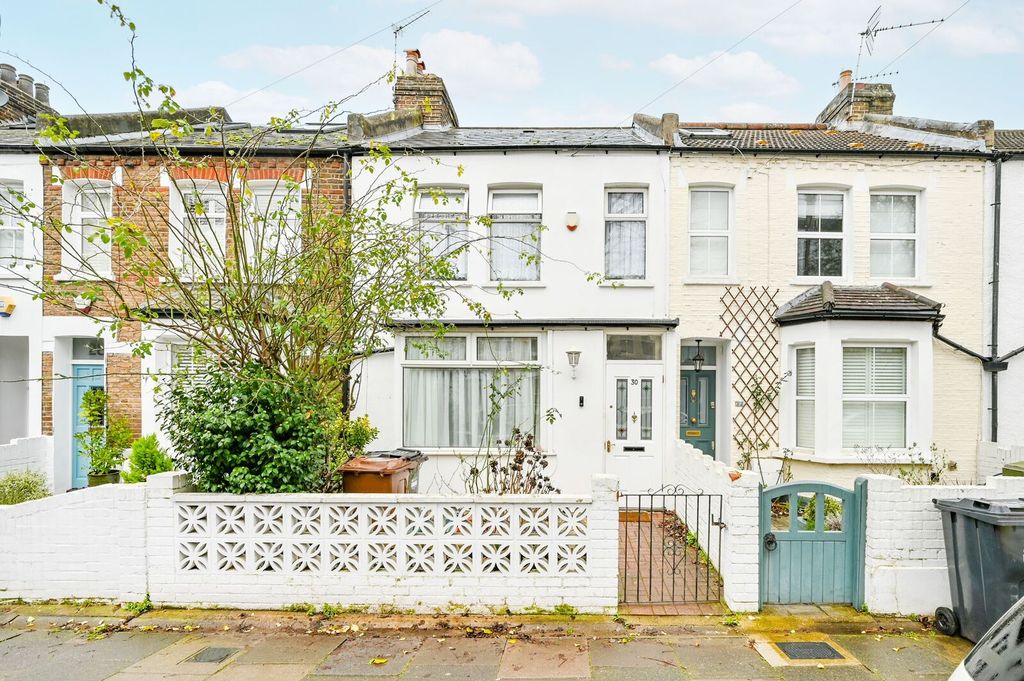 Property photo 1 of 11