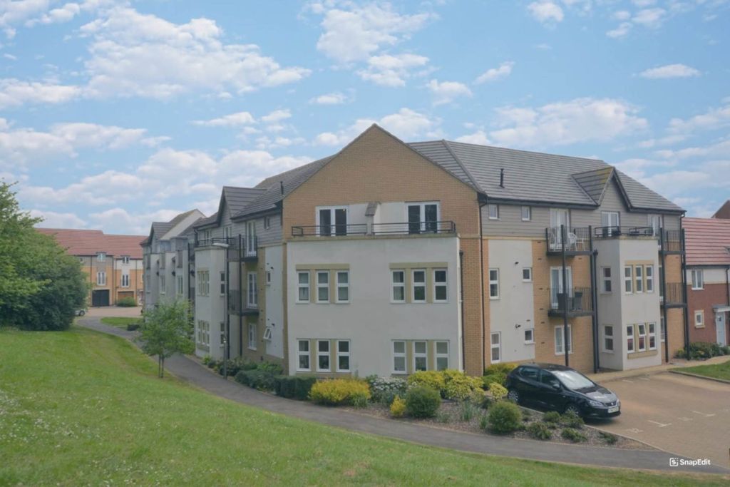 Property photo 1 of 11