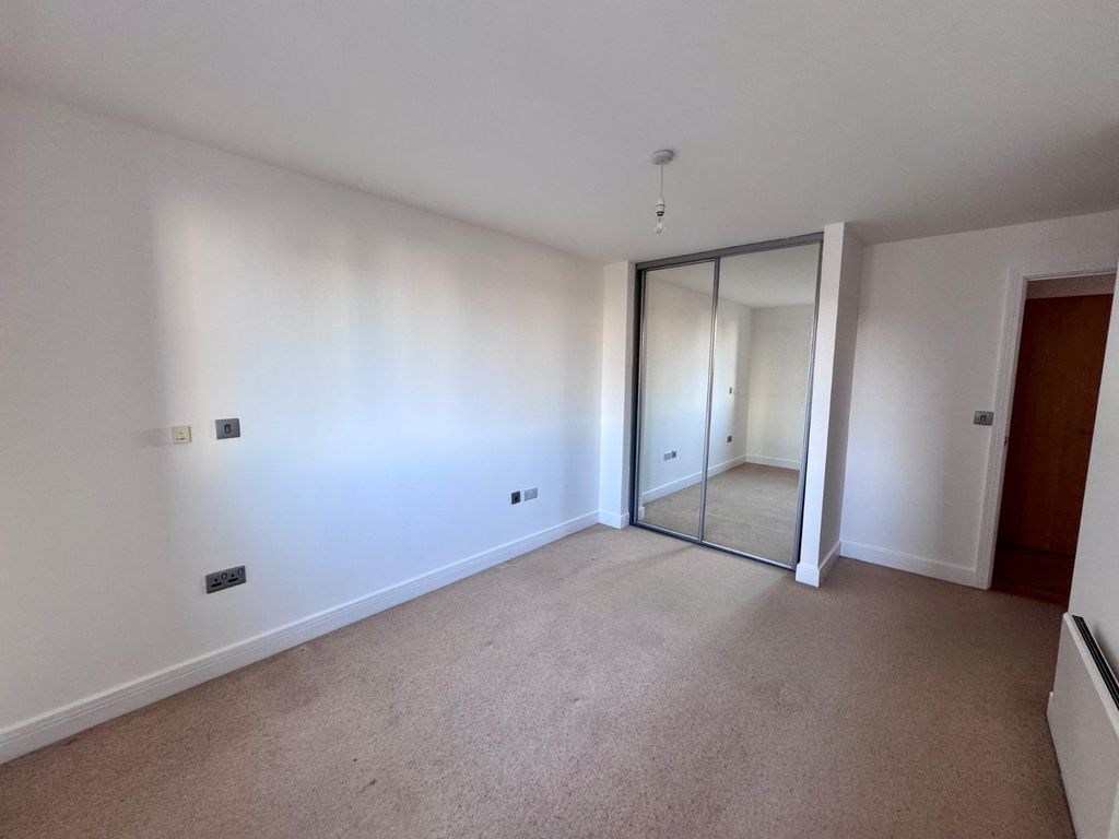 Property photo 2 of 7 Picture No. 07