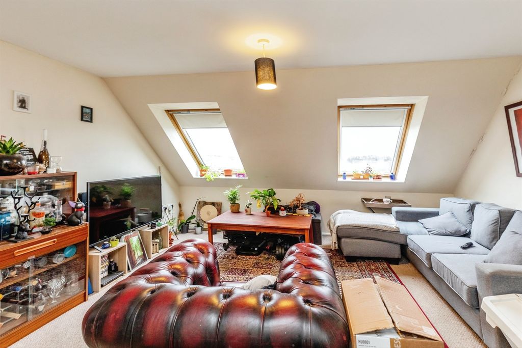 Additional image 7 of 2 bed flat for saleAvonmouth Road, Bristol BS11