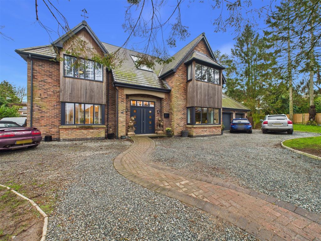 Property photo 1 of 29 Cam03303G0-Pr0303-Still055.Jpg