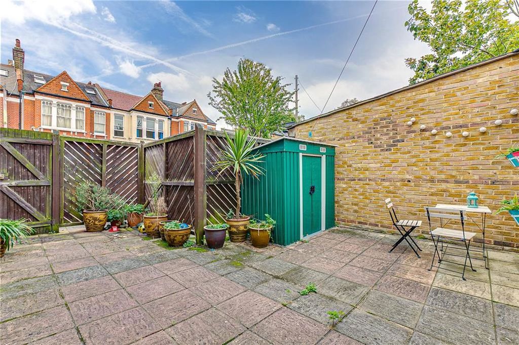 Property photo 2 of 6