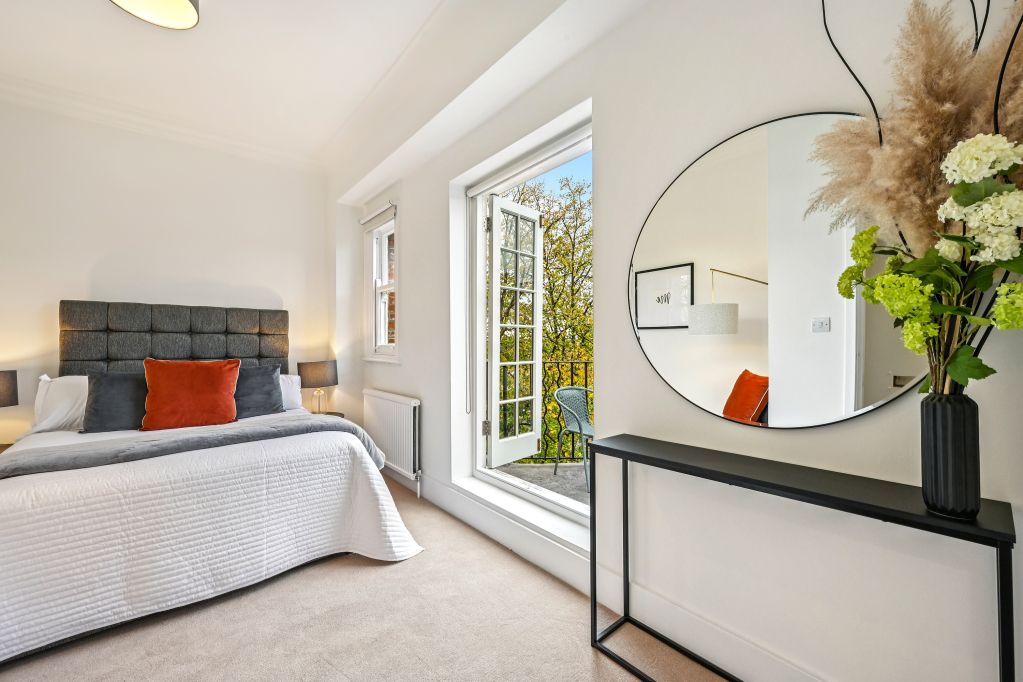 Property photo 2 of 14 Picture 3