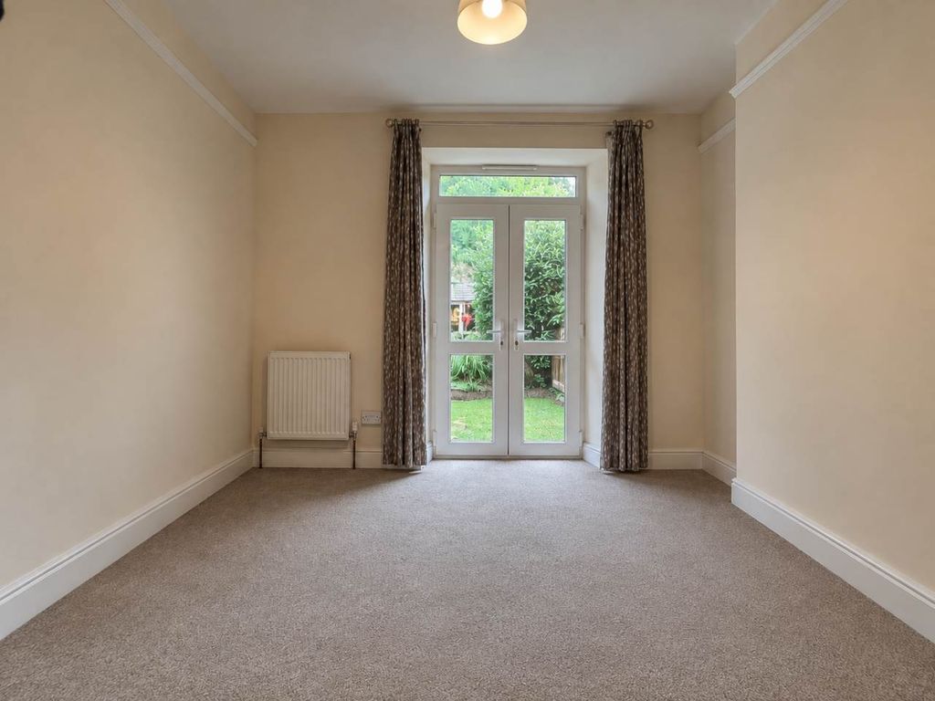 Property photo 3 of 10 Reception 2 Dinas Terrace