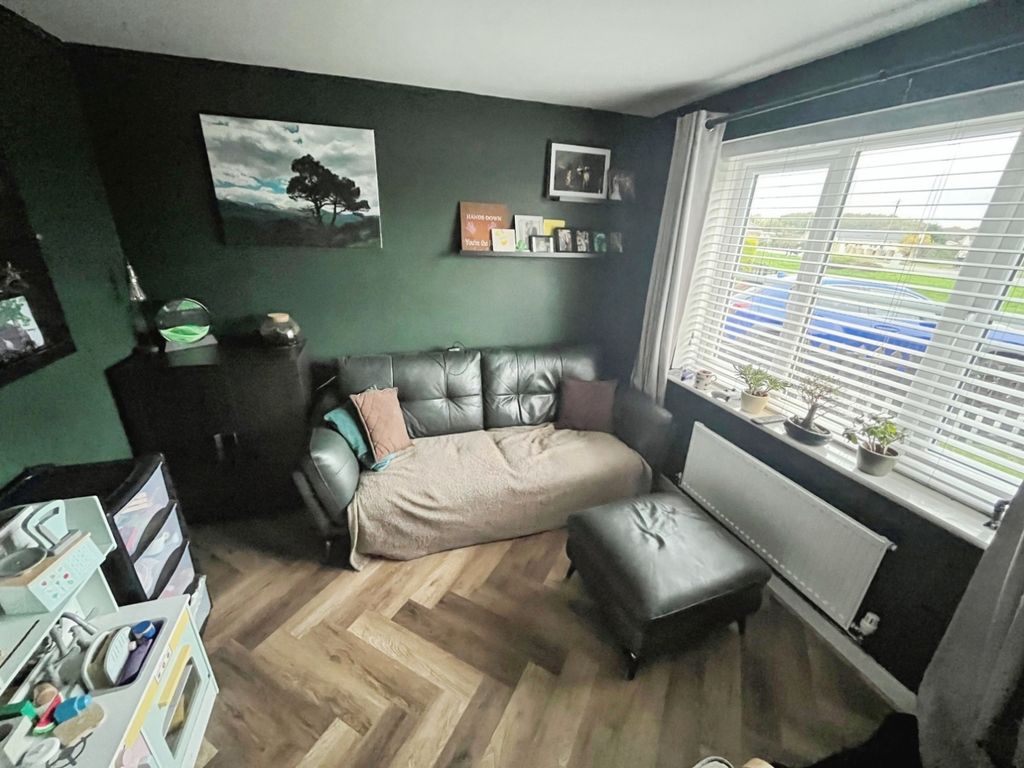 Property photo 3 of 14 Pbox-Img.Jpg