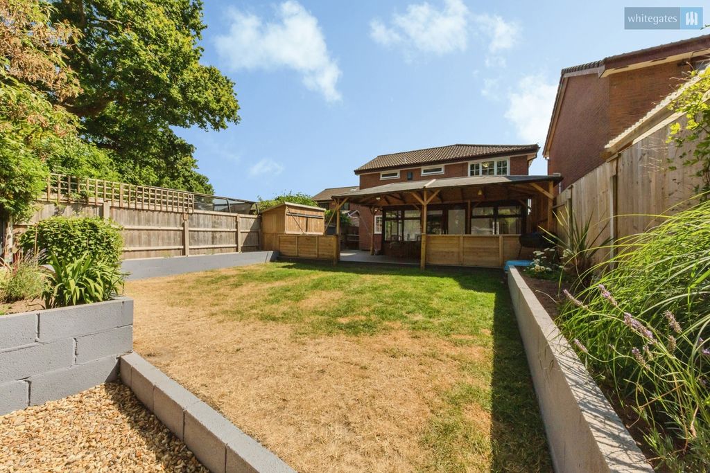 Property photo 2 of 23 Pbox-Img.Jpg