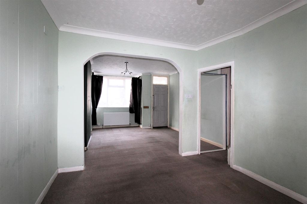 Property photo 2 of 12 1.Jpg