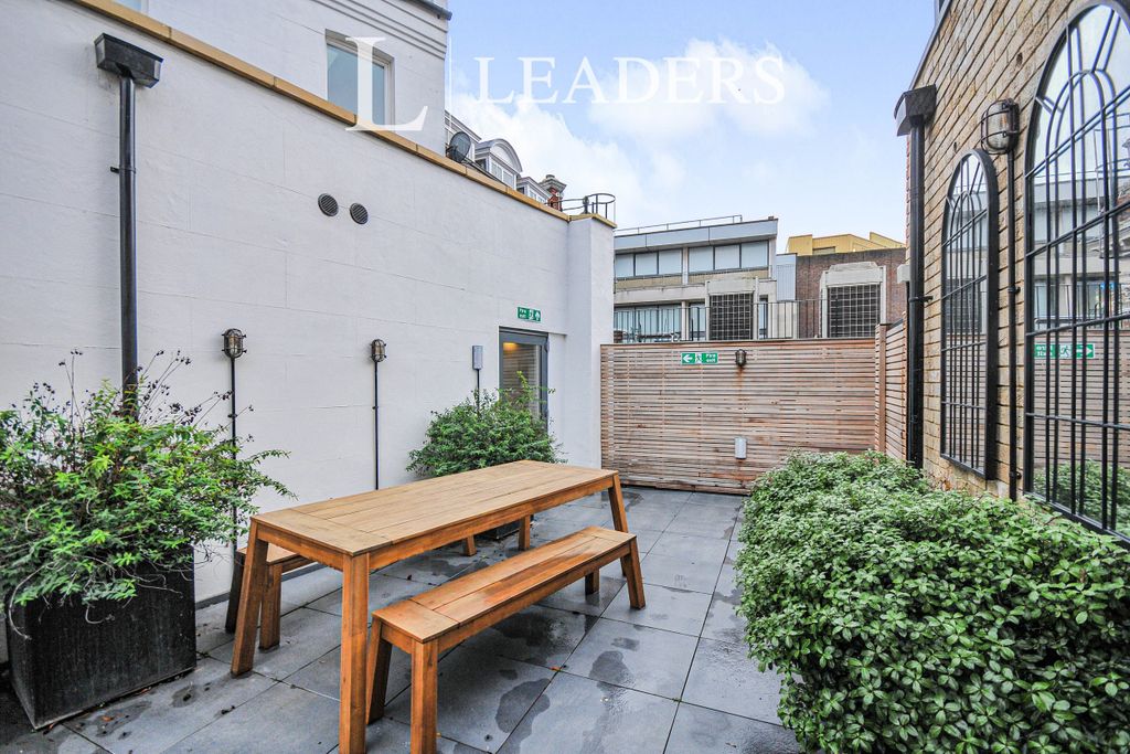 Property photo 3 of 20 Communal Terrace