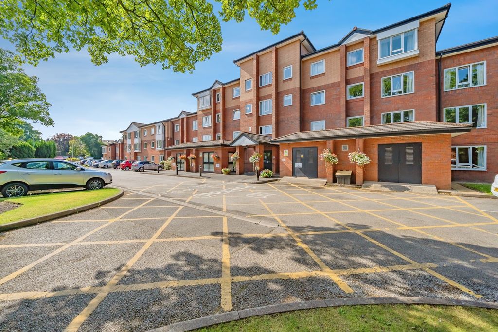 Property photo 1 of 17 Front