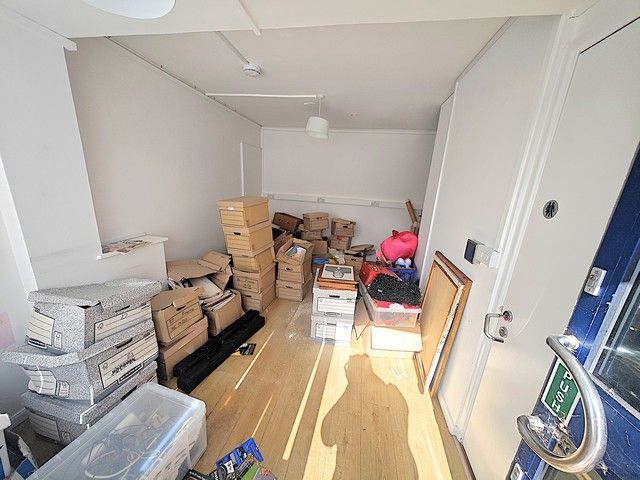Property photo 2 of 3