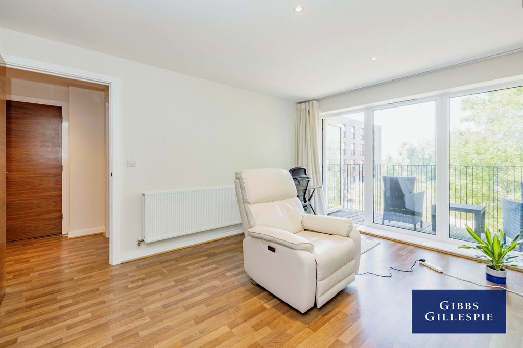 Property photo 2 of 10 2
