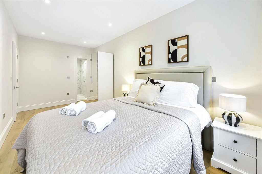 Property photo 2 of 7 Picture No. 06