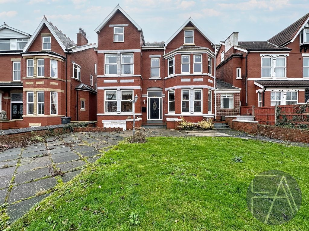 Property photo 1 of 48 4788930