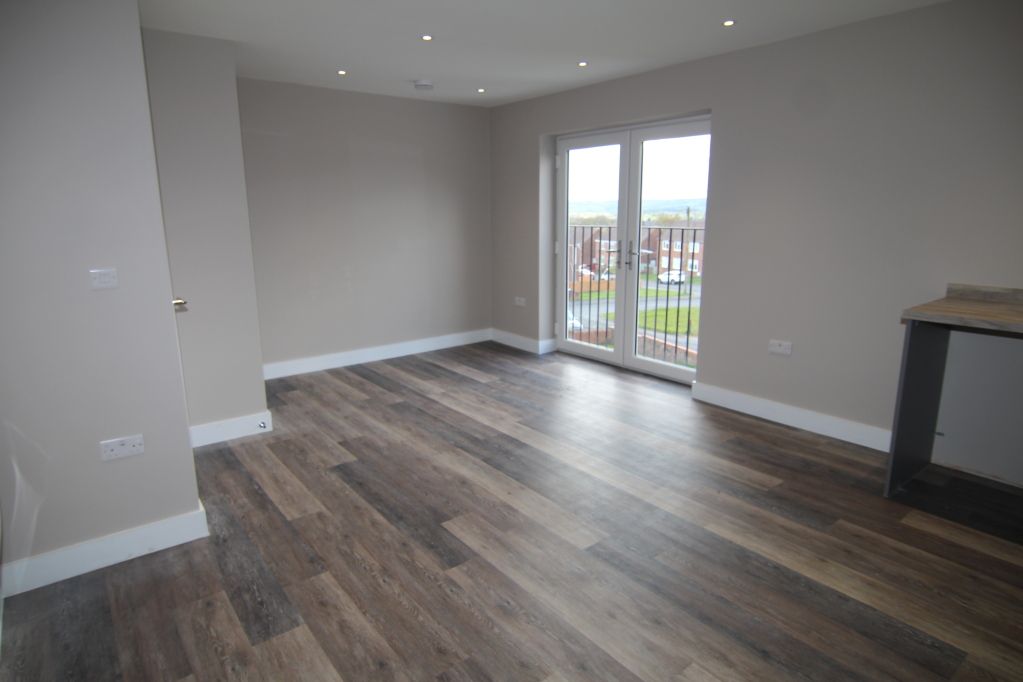 Property photo 2 of 6 Picture No. 01
