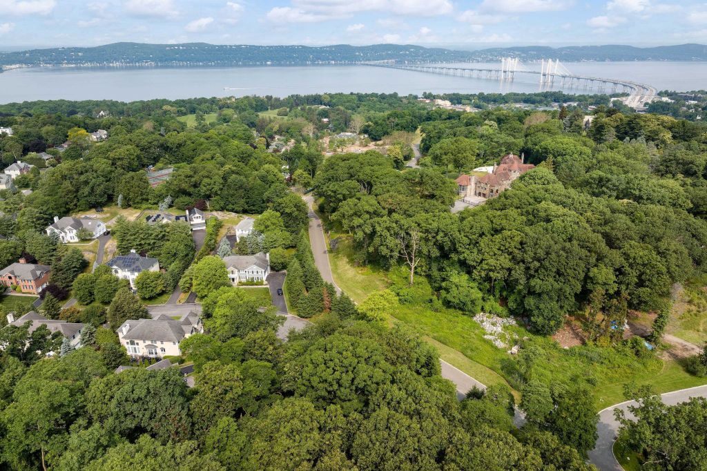 Property photo 2 of 5 <Alttext/>