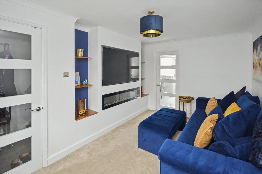 Property photo 2 of 13 Picture No. 06