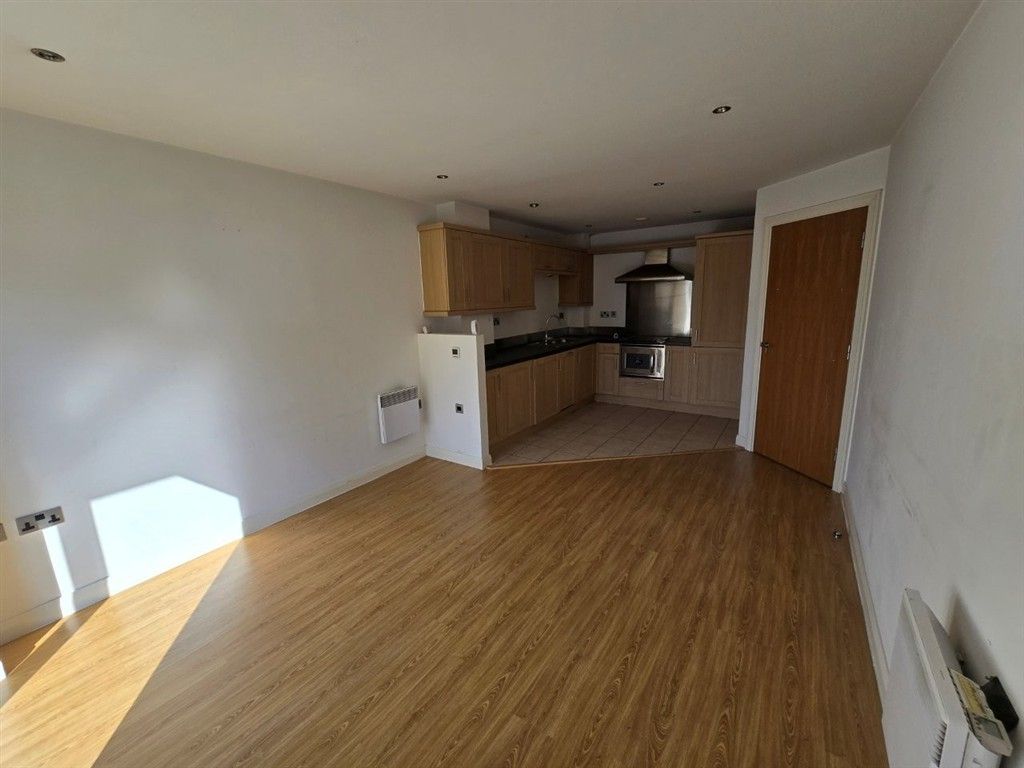 Property photo 3 of 8