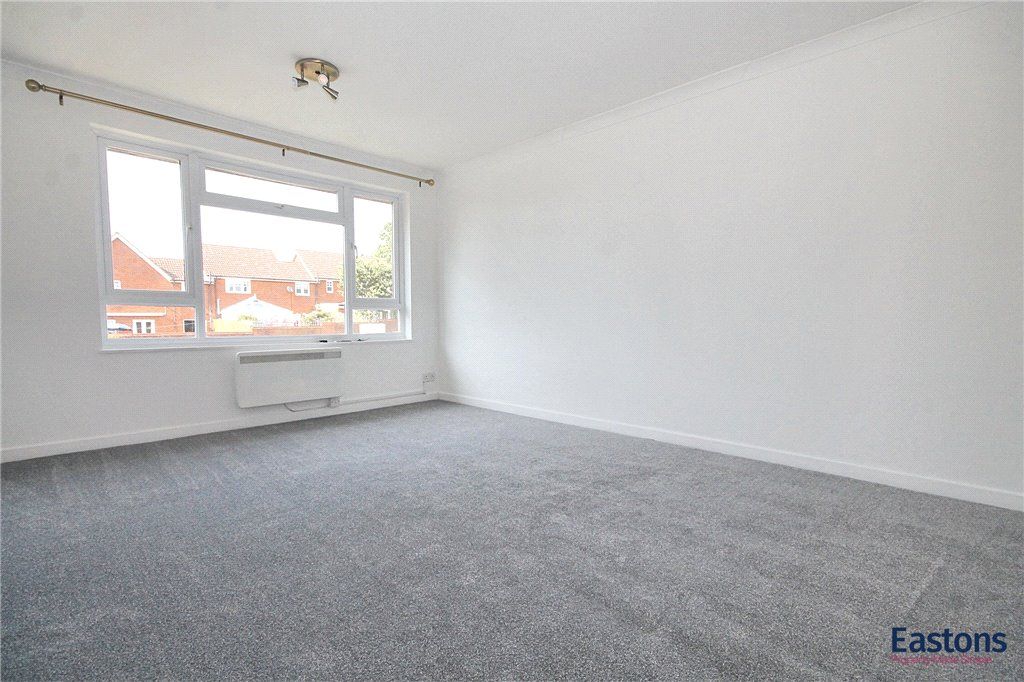 Property photo 3 of 11 Picture No. 18