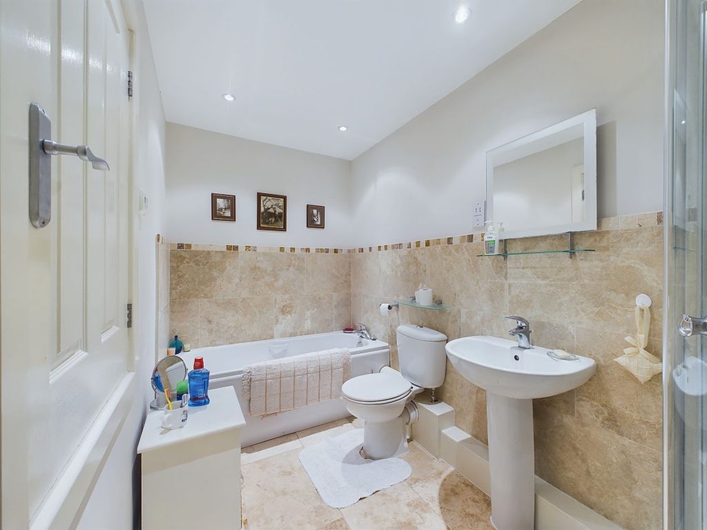 Property photo 3 of 22