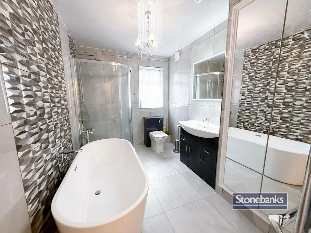 Additional image 16 of 9 bed detached house for saleSalisbury Road, Farnborough GU14