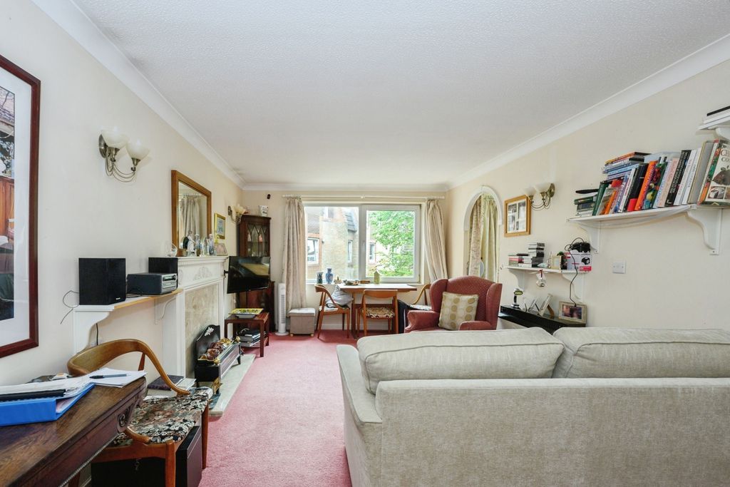 Property photo 2 of 8 Pbox-Img.Jpg