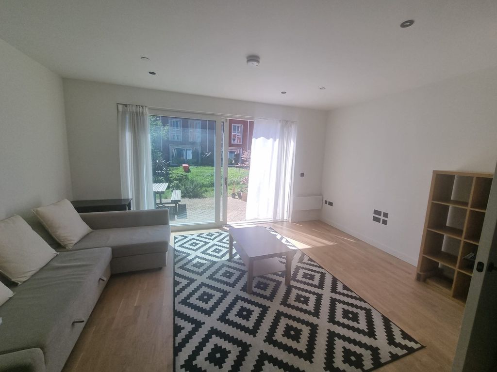 Property photo 2 of 13 20