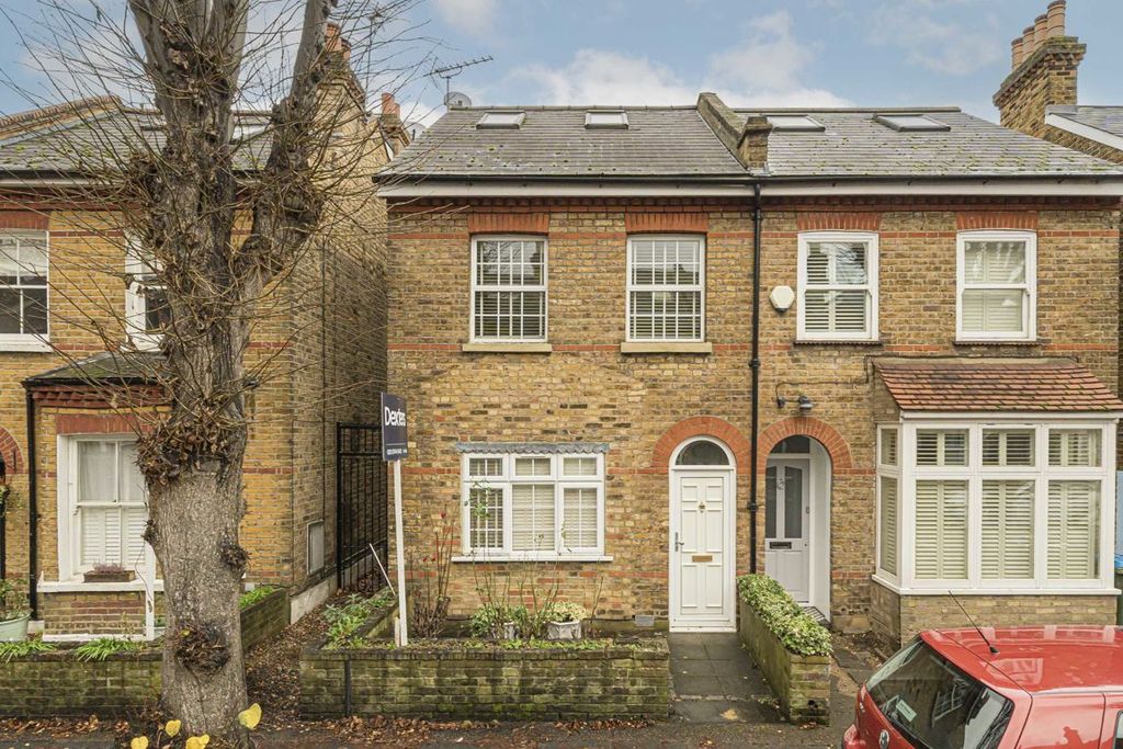 Property photo 1 of 7