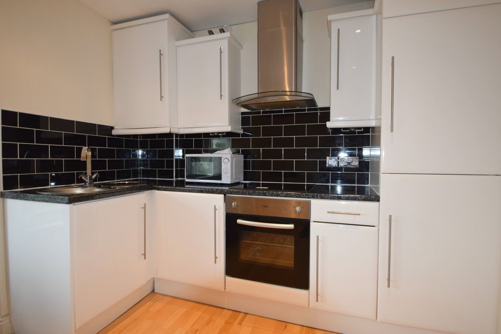 Property photo 2 of 5 Photo 2