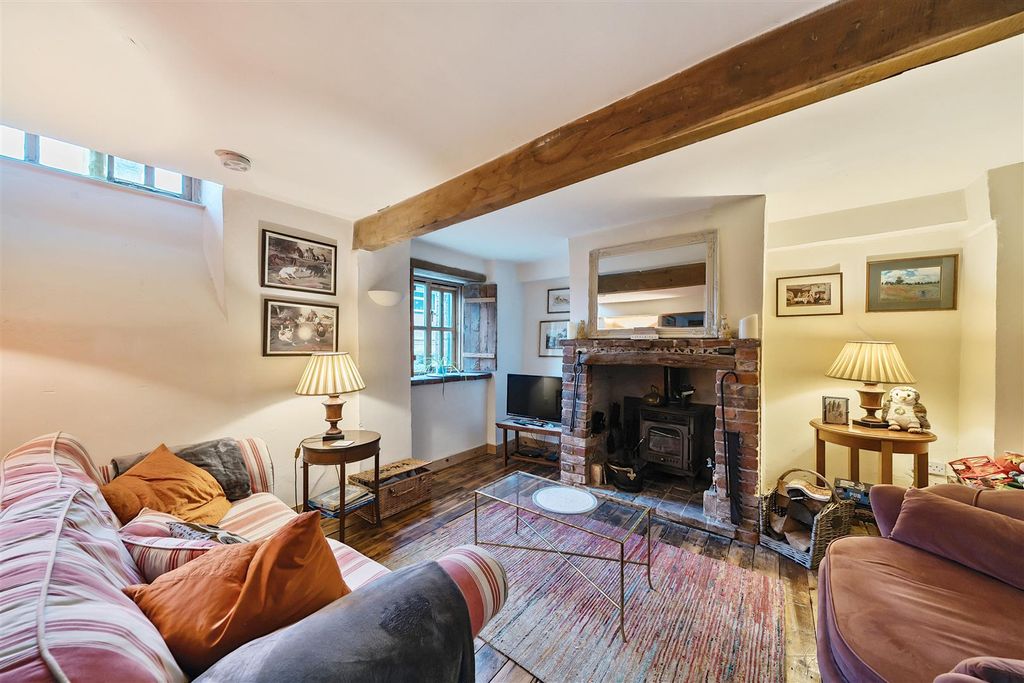Property photo 2 of 12 Sitting Room