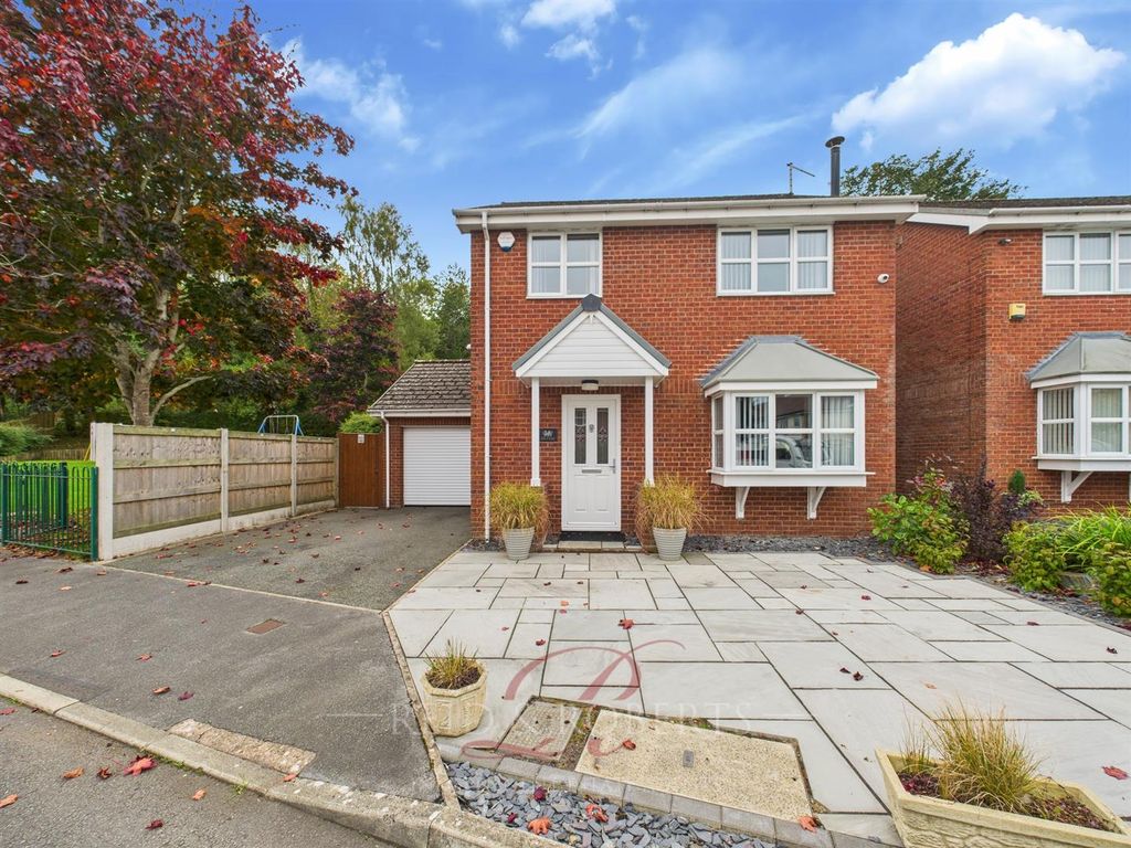 Property photo 1 of 38 Cam05148G0-Pr0088-Still042.Jpg