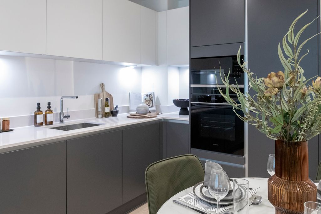 Property photo 2 of 7 24.10.16 Cside Verdica 24.10.16 Cside Verdica 1 Bed Apt -67