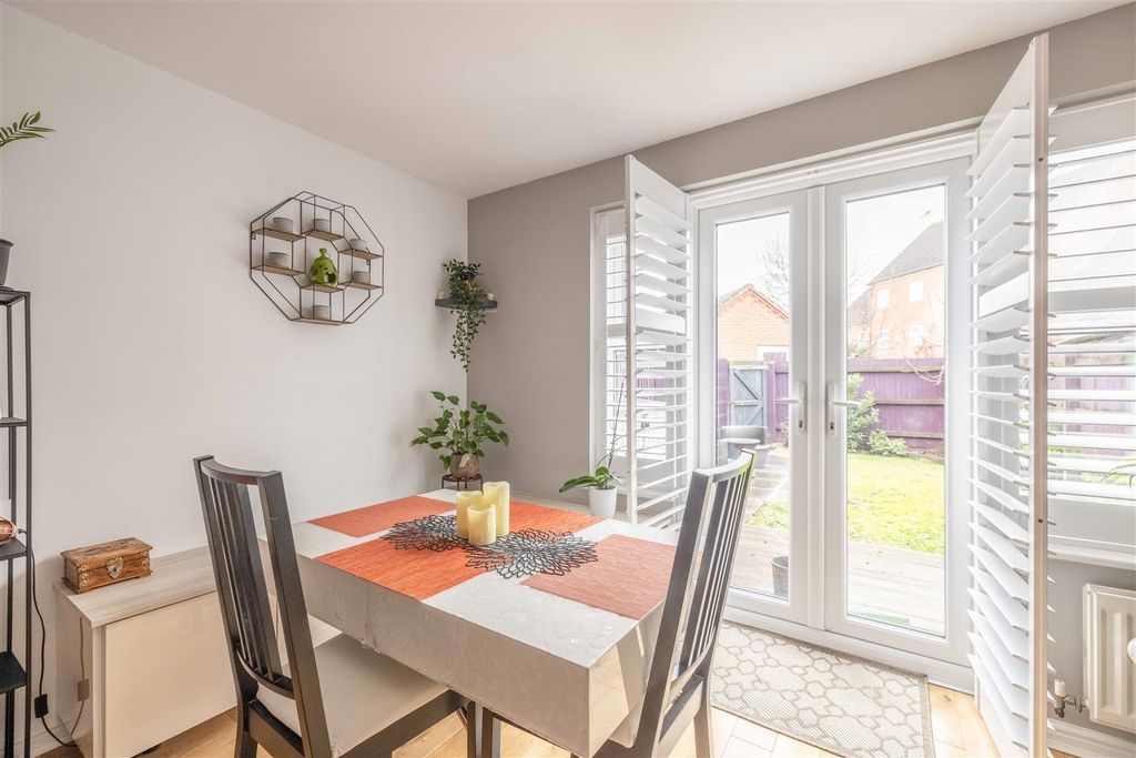 Property photo 3 of 14 Rp54 (5 Of 14).Jpg