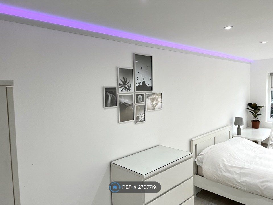 Property photo 3 of 30