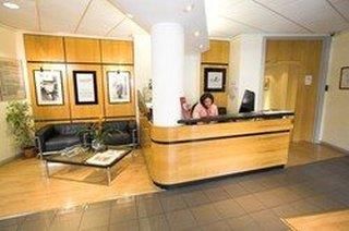 Property photo 2 of 5 Serviced Office To Rent In Brent Street, Hendon, N